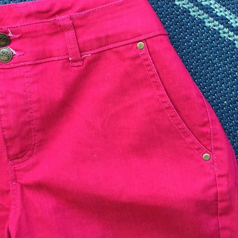 Style & Co Fuschia Pink Capris Size10 - Picture 3 of 7
